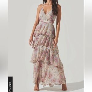 ASTR || Floral Tiered Maxi Dress